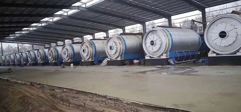 大型廢輪胎煉油設(shè)備用戶現(xiàn)場